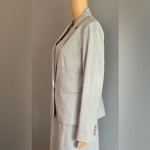 ANN TAYLOR PINSTRIPED GREY & White Linen Blazer SZ 8